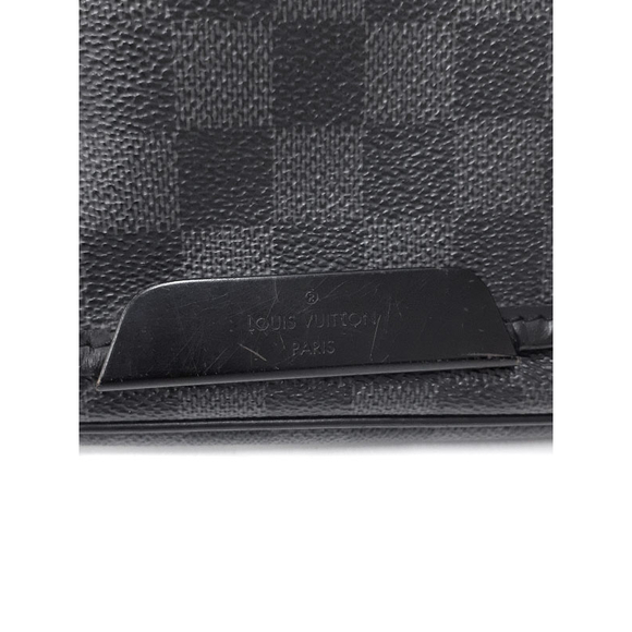 Louis Vuitton Damier Graphite Daniel MM Shoulder Bag Black - Picture 9 of 9